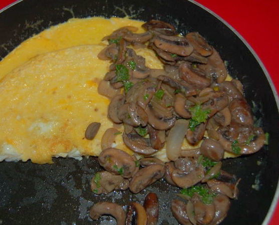Datei:Omelett Champignons.jpg