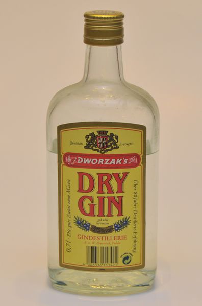 Datei:Dworzaks-Dry-Gin-CTH.JPG