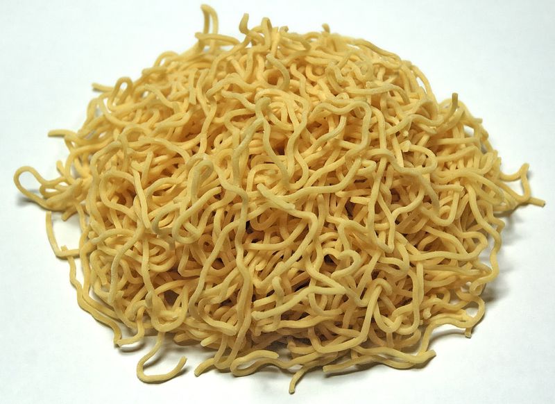 Datei:Fresh ramen noodle 001.jpg