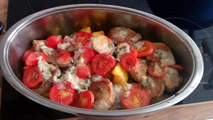 Schweinemedaillons mit Tomate und Gorgonzola.jpg