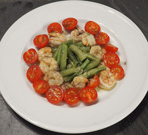 Gambas mit Bohnen und Tomaten