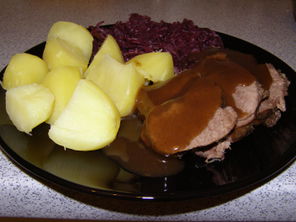 Hirschrollbraten