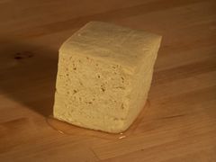 Aufgetauter Tofu