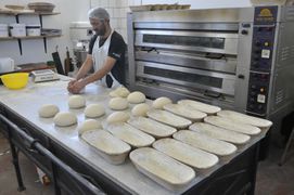 Brotbacken in Südafrika-CTH.JPG