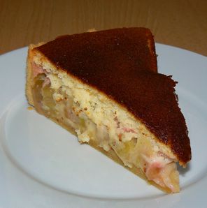 Rhabarberkuchen mit Mürbeteig