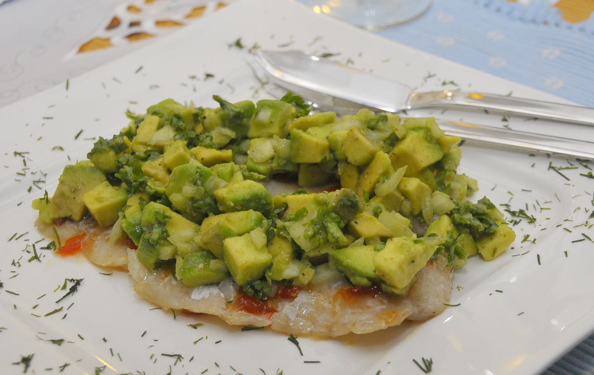 Lachs mit Avocado-Salat – Koch-Wiki