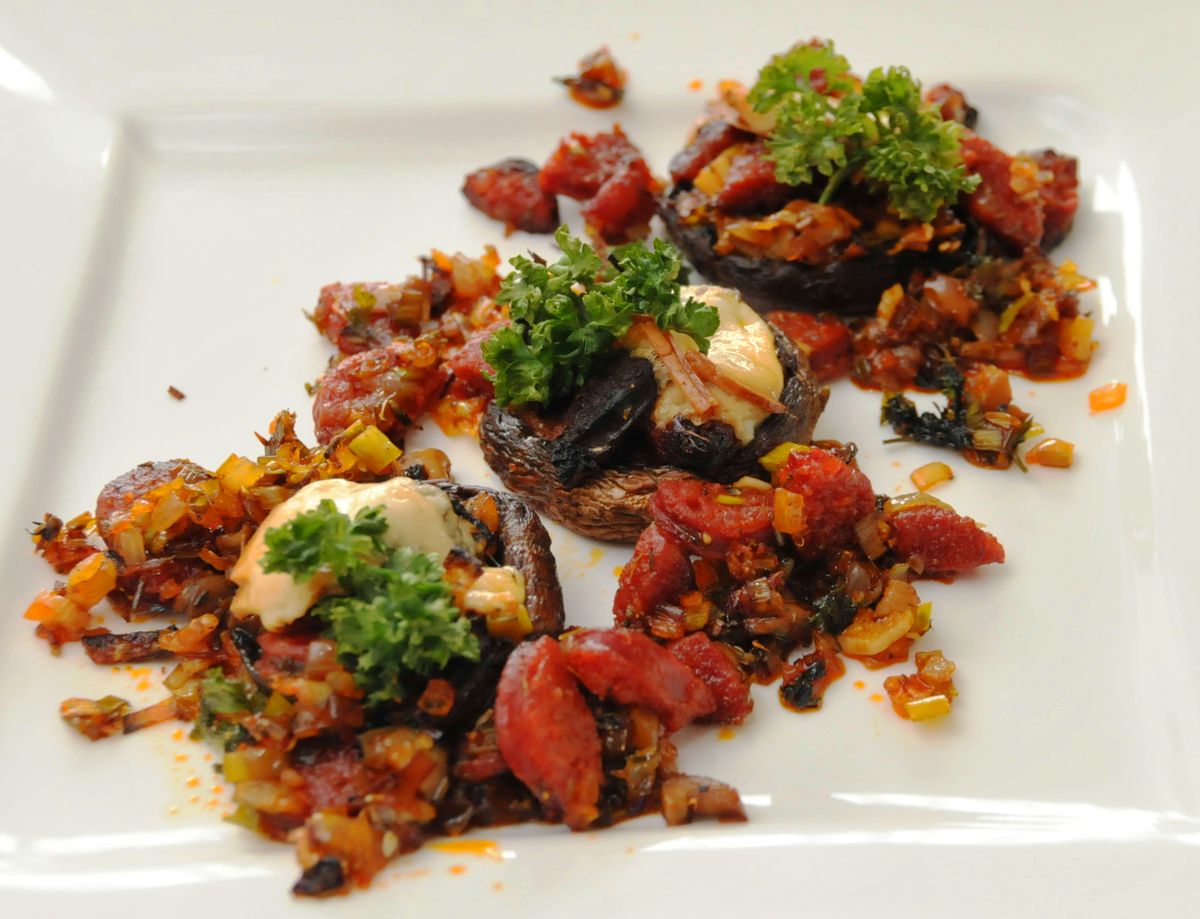 Champignons, gefüllt mit Chorizo – Koch-Wiki