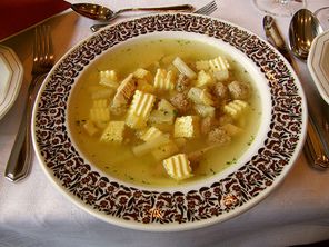 Schwäbische Hochzeitssuppe