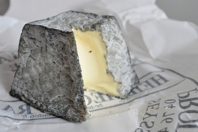 Datei:Valencay (fromage).jpg