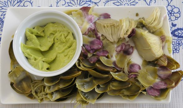 artischockenherz-mit-avocado-dip-koch-wiki