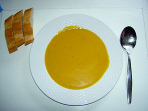 Kürbis-Bananencremesuppe