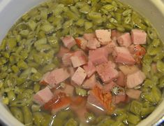 Fleisch der Suppe zugeben