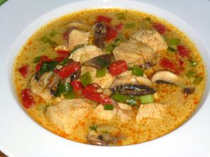 Thailändische Hühnersuppe