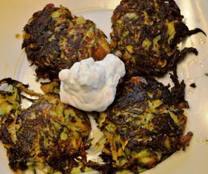 Zucchinipuffer mit Kruste