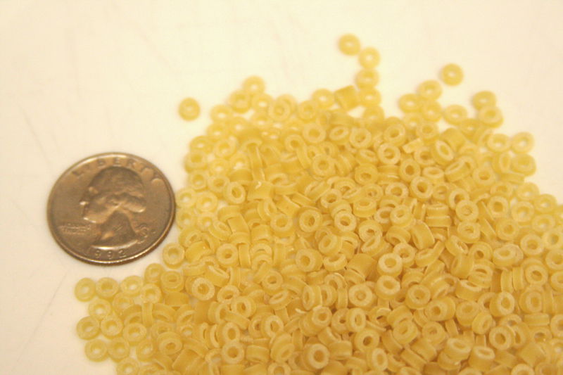 Datei:Uncooked anellini pasta.jpg