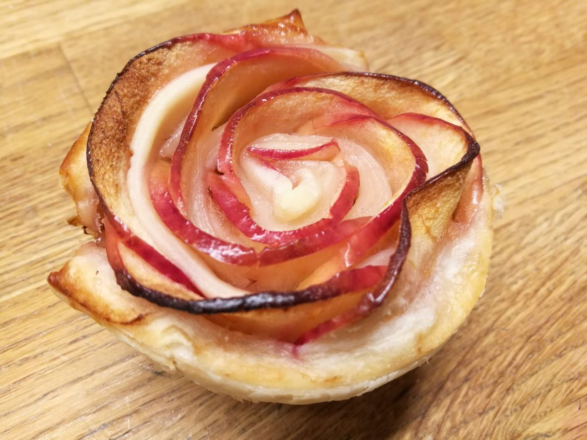 Apfel-Rosen im Blätterteig – Koch-Wiki
