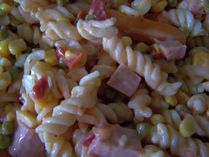 Nudelsalat mit Sommergemüse