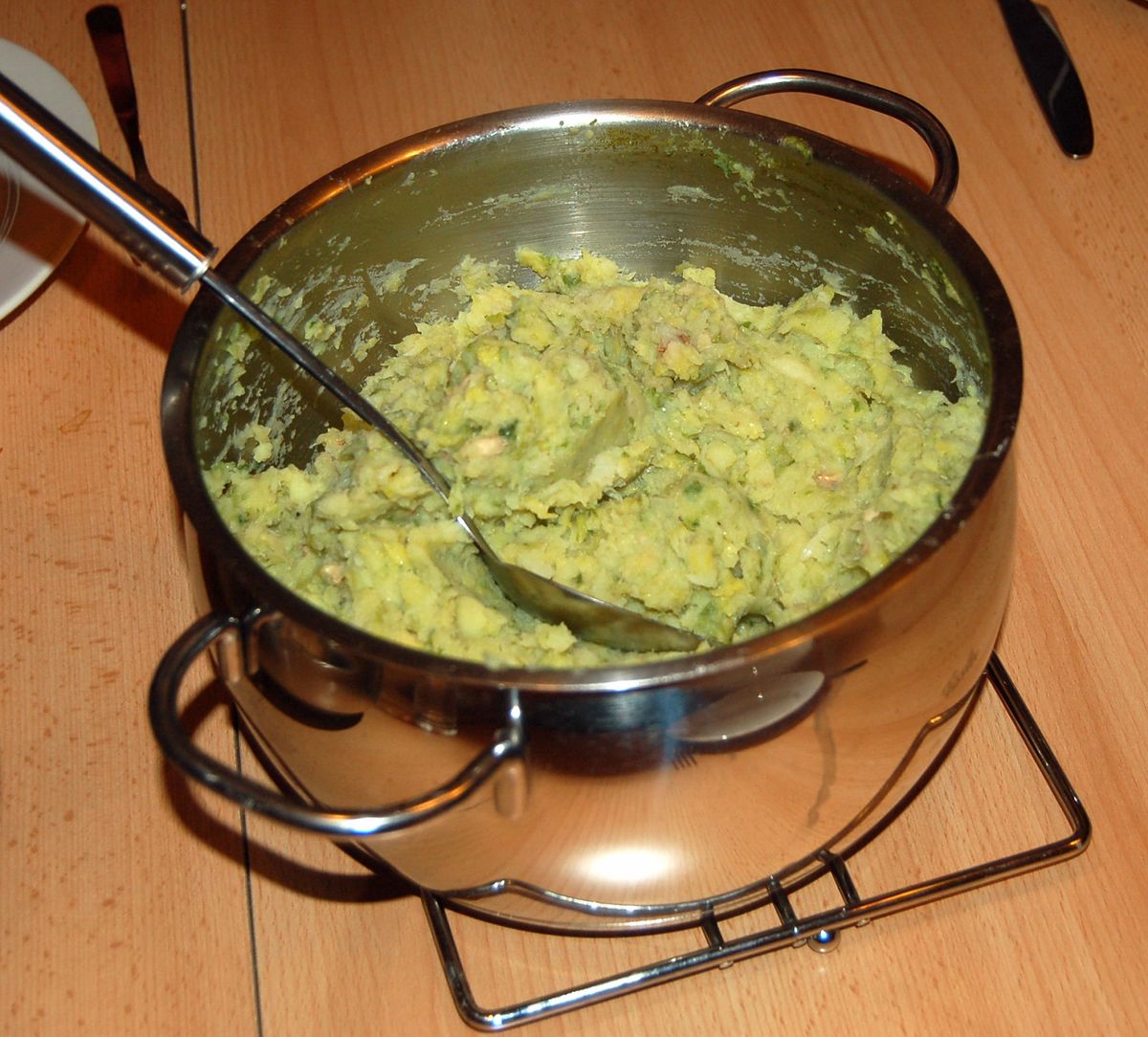 Kartoffel-Rosenkohlstampf mit Blauschimmelkäse – Koch-Wiki