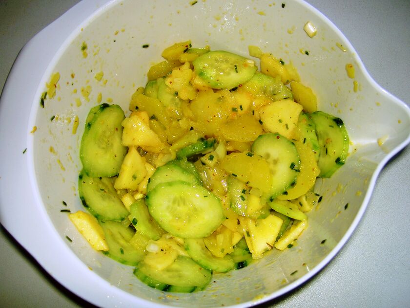 Kartoffelsalat mit Gurken – Koch-Wiki Kartoffelsalat mit Gurken – Koch-Wiki