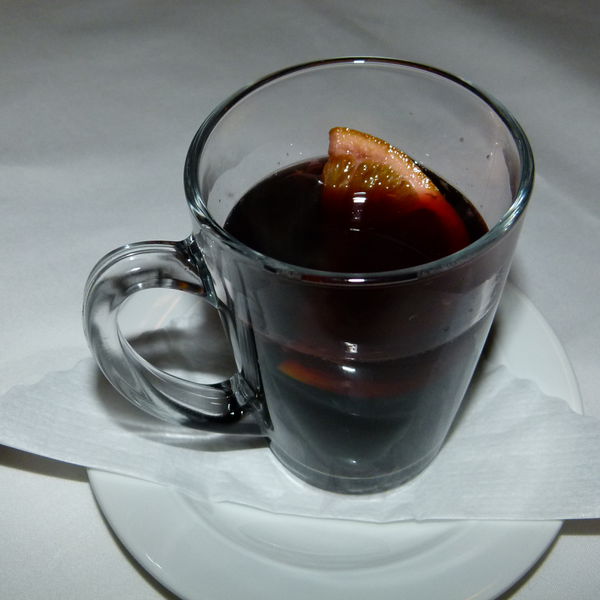 Datei:Roter Glühwein.jpg