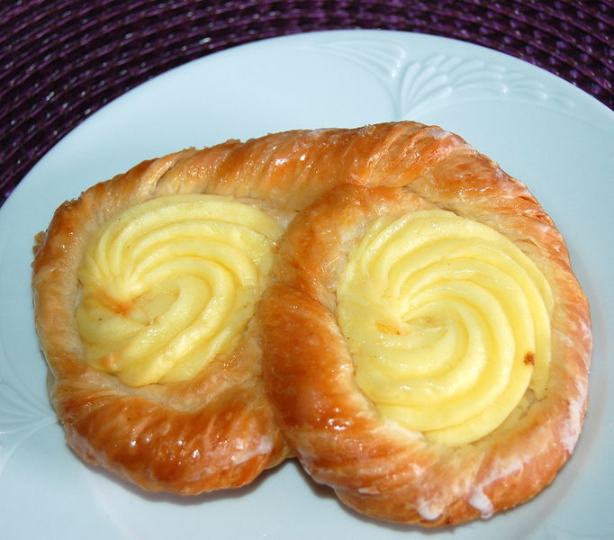 Datei:Puddingbrezel.jpg