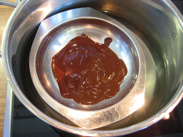 Zubereitung:Schokolade schmelzen – Koch-Wiki