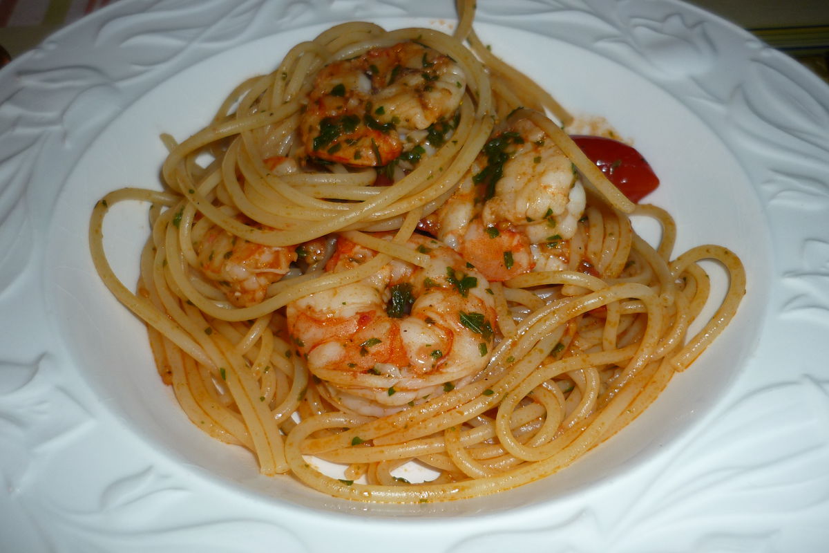 Spaghetti mit Garnelen und Kirschtomaten – Koch-Wiki