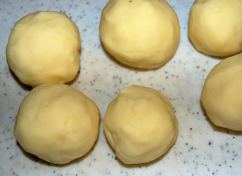 Datei:Szged Knödel.jpg