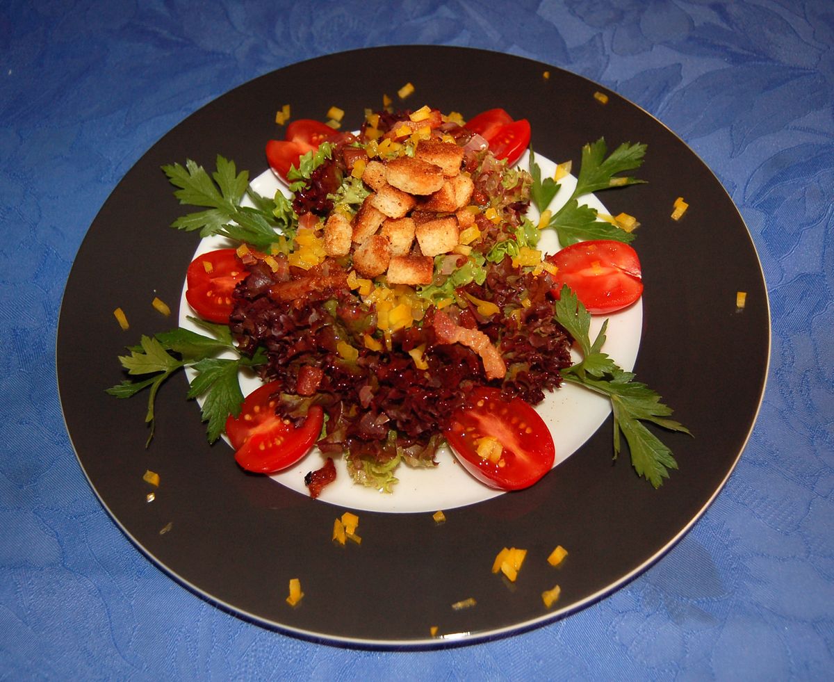 Salat mit Speck und Croûtons – Koch-Wiki