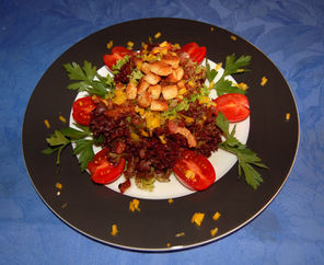 Salat mit Speck und Croûtons