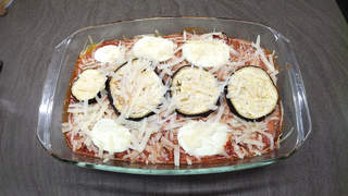 Eine Schicht Auberginen