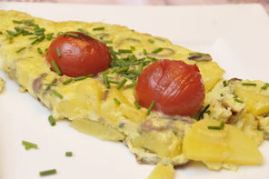 Kartoffel-Frittata mit Kirschtomaten