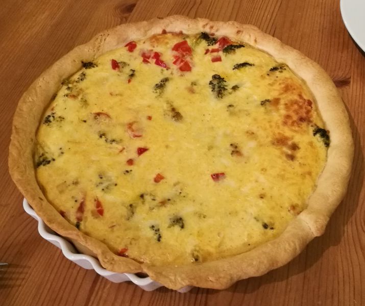 Datei:Brokkoli-Paprika-Tarte 3.jpg
