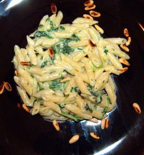 Piccolini mit Spinat-Gorgonzolasauce