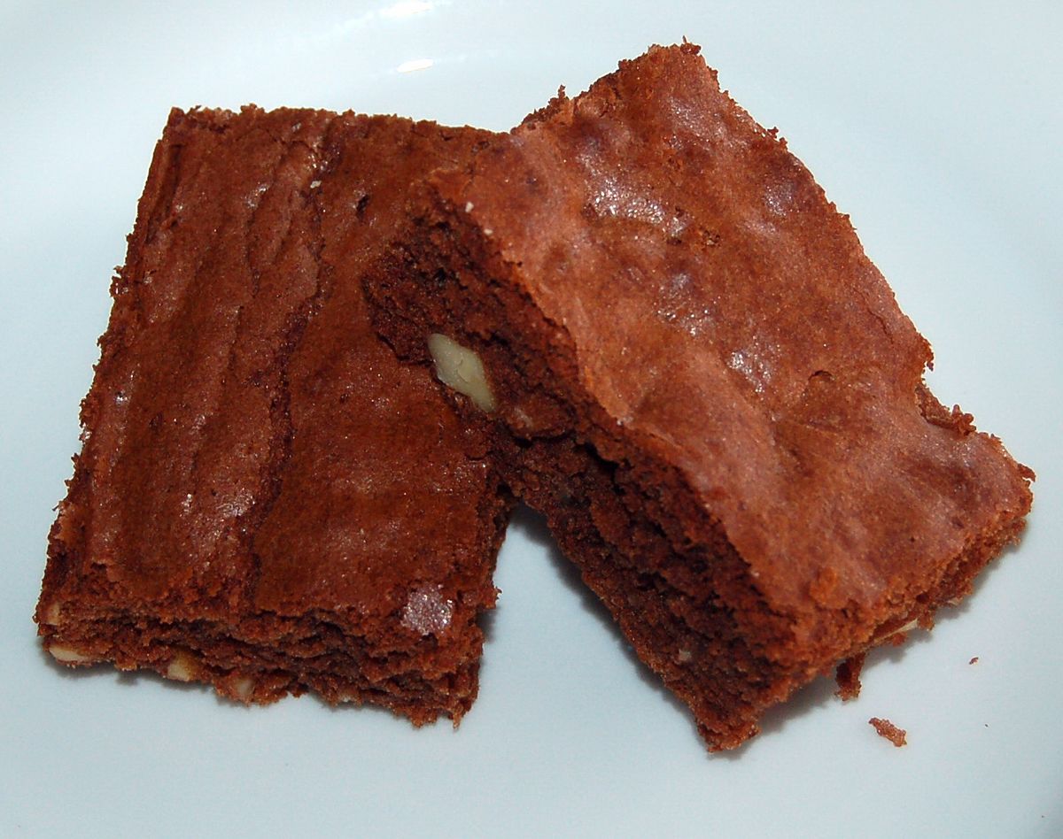 Schokoladenbrownies mit gesalzenen Mandeln – Koch-Wiki