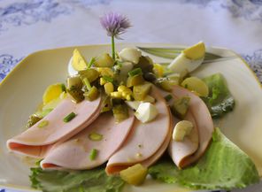 Kartoffelsalat mit Mortadella