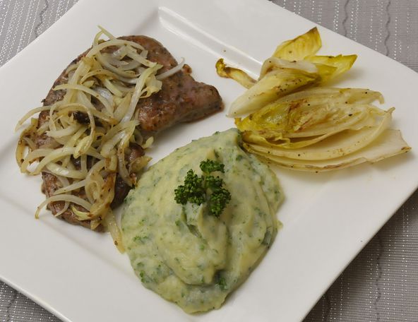 Kalbsleber mit Zwiebeln – Koch-Wiki