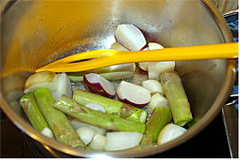 Spargelbouillon Zubereitung 1.JPG