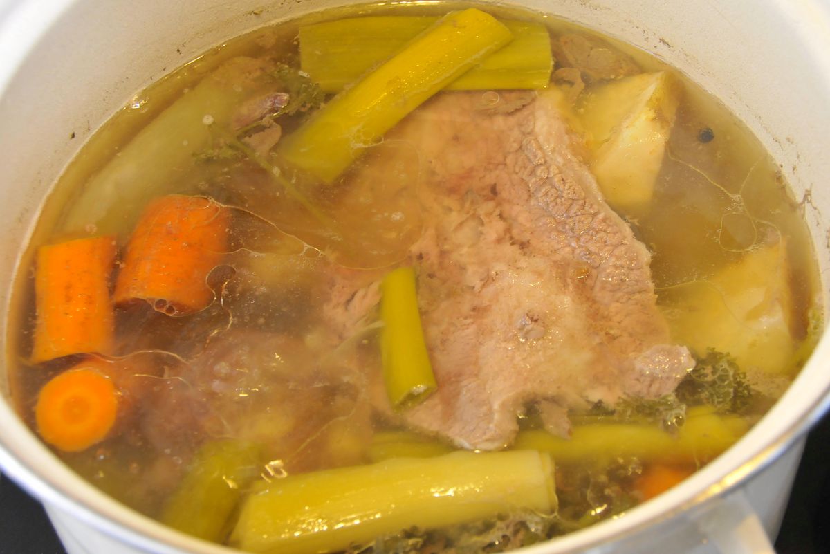 Fleischbrühe Rezepte, Campervankitchen- Fleischbrühe Selbst Gekocht