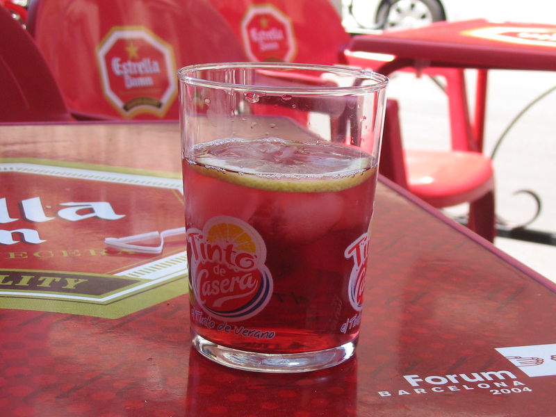 Datei:Tinto de verano.jpg