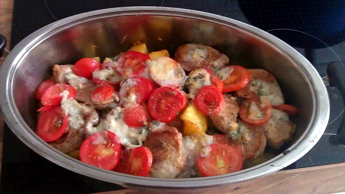 Schweinemedaillons mit Tomaten und Gorgonzola – Koch-Wiki
