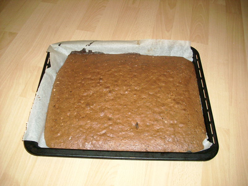 Datei:Erdnuss Schokokuchen(01).jpg